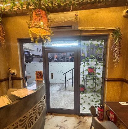 Crazy Cafe -Subhanpura Road photo 2
