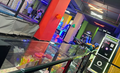 Flash The Gaming Area - Kudasan photo 3