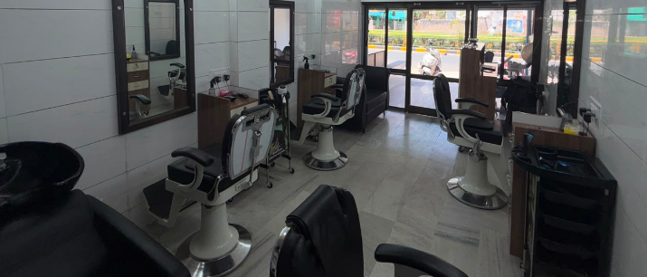 Naaz Beautician - Shah E Alam photo 1