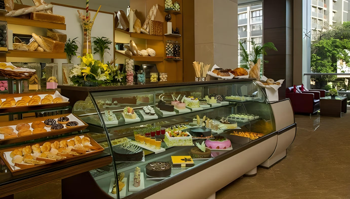 The Cake Place - Radisson Blu_Ambawadi