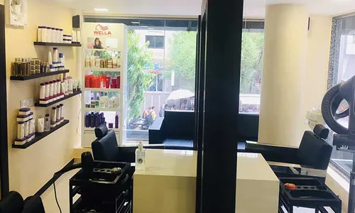 Jawed Habib Hair & Beauty - C G Road photo 3