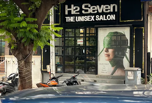 H2Seven Unisex Salon - Gulbai Tekra photo 1