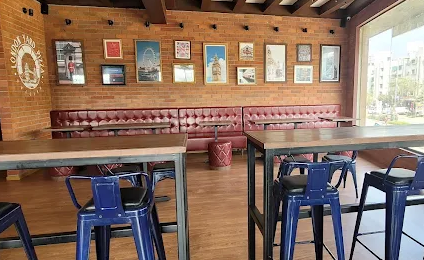 London Yard Pizza - Gandhinagar photo 2